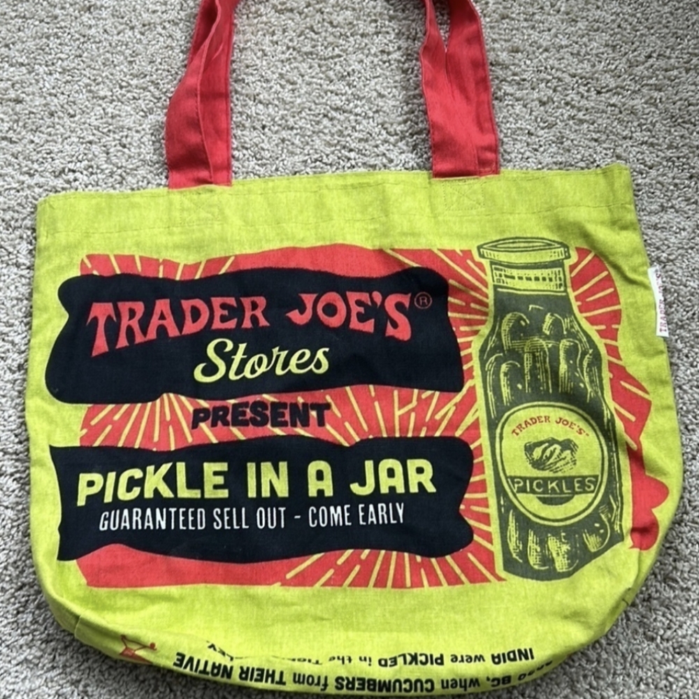 Trader Joe’s reusable limited edition pickle 🥒 bag